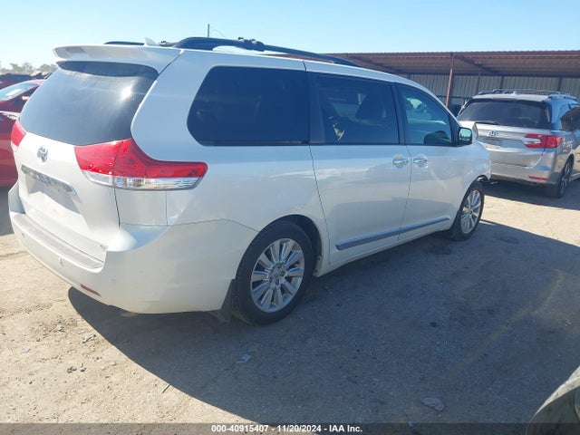Toyota Sienna Xle/limited 2014 5TDYK3DC8ES437154 Image 4