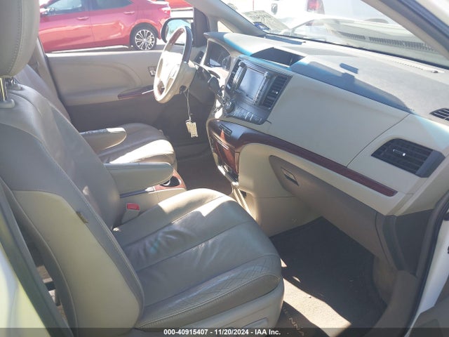 Toyota Sienna Xle/limited 2014 5TDYK3DC8ES437154 Image 5