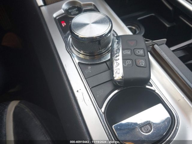 SAJWA0F76F8U61078 Jaguar Xf 3.0 Portfolio/3.0 Sport