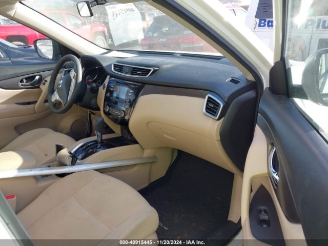 KNMAT2MV5GP720764 Nissan ROGUE SV