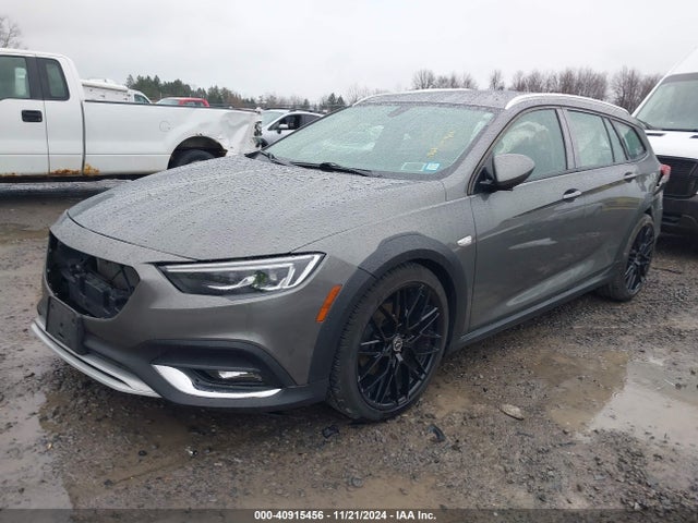 W04GV8SX9J1174499 Buick Regal Tourx Essence