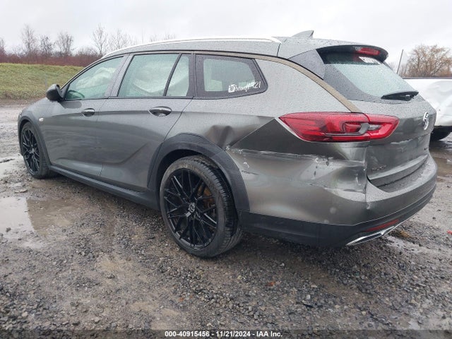W04GV8SX9J1174499 Buick Regal Tourx Essence