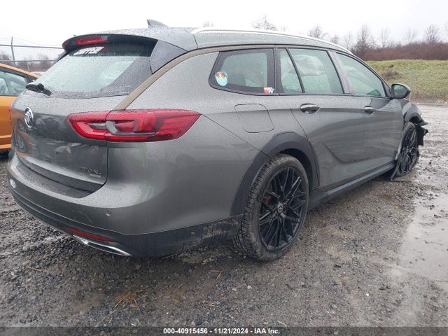 W04GV8SX9J1174499 Buick Regal Tourx Essence