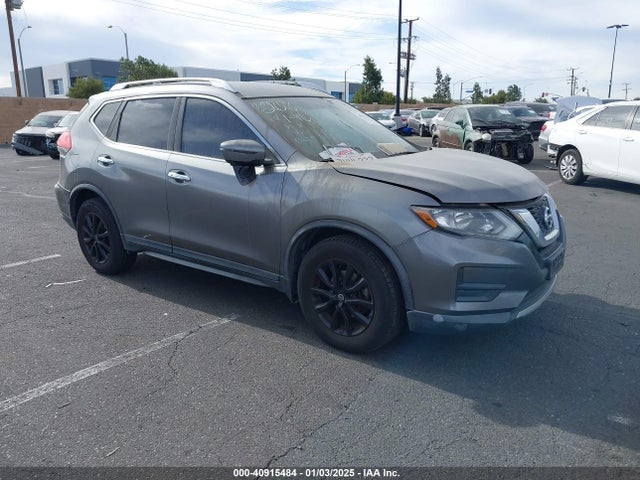 Nissan ROGUE SV 2017 KNMAT2MTXHP514114 Image 1