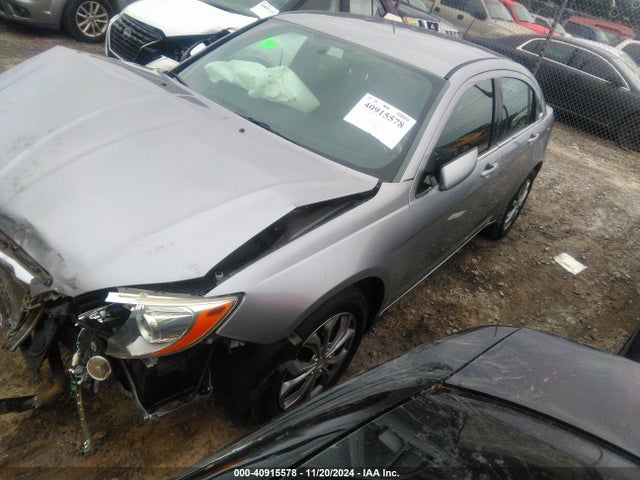 1C3CCBAG7EN164923 Chrysler 200 LX