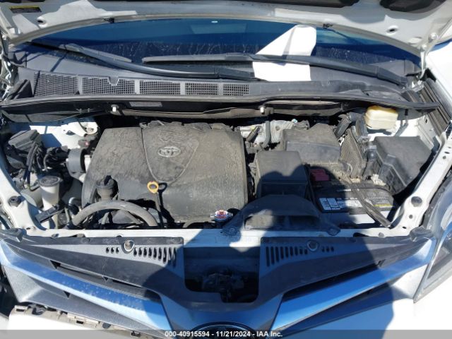 5TDYZ3DC4JS937219 Toyota Sienna Limited 7 Passenger