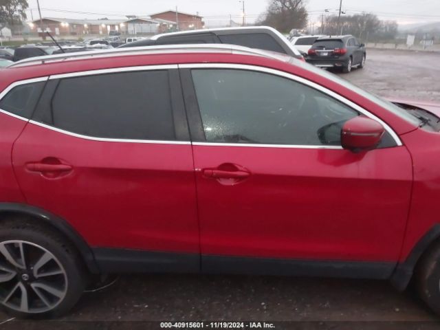 JN1BJ1CPXHW035855 Nissan Rogue Sport Sl