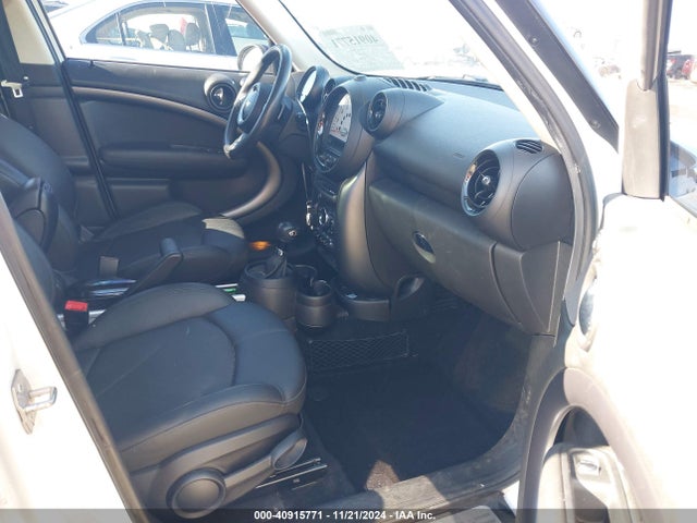 2013 MINI COUNTRYMAN WMWZC3C51DWP22844 Photo 4