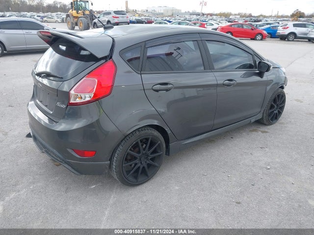 Ford FIESTA ST 2017 3FADP4GX7HM131500 Image 4