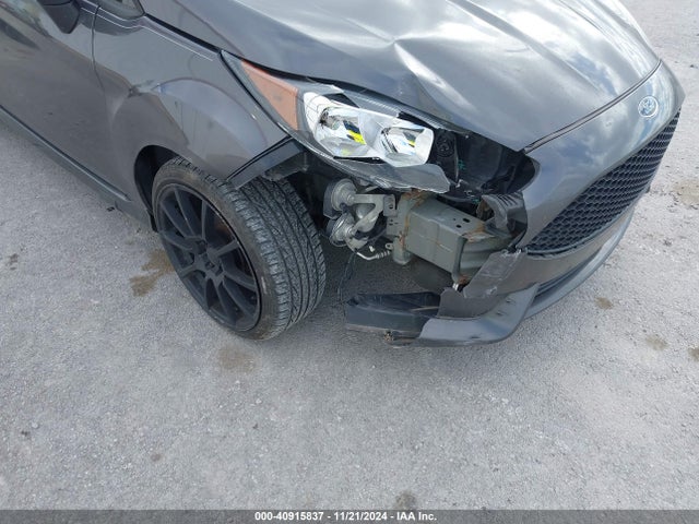 Ford FIESTA ST 2017 3FADP4GX7HM131500 Image 6