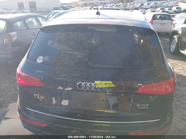 Audi Q5 2.0t Premium 2016 WA1L2AFP5GA075079 Image 17