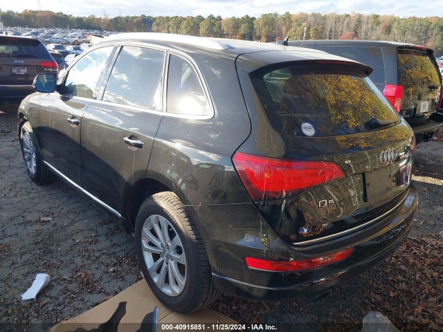 Audi Q5 2.0t Premium 2016 WA1L2AFP5GA075079 Image 3