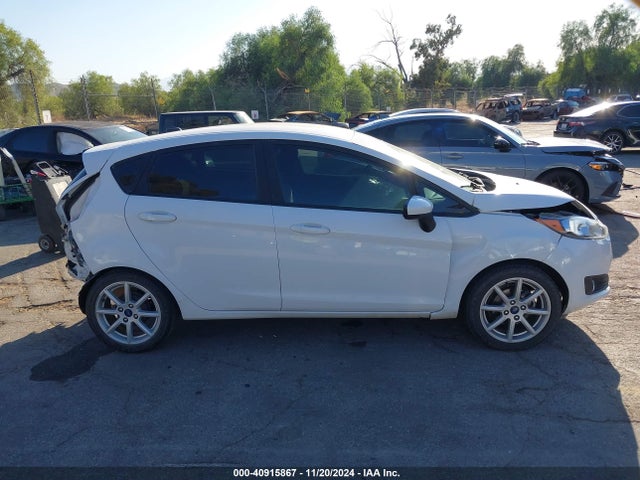 Ford FIESTA SE 2019 3FADP4EJ4KM133825 Image 14