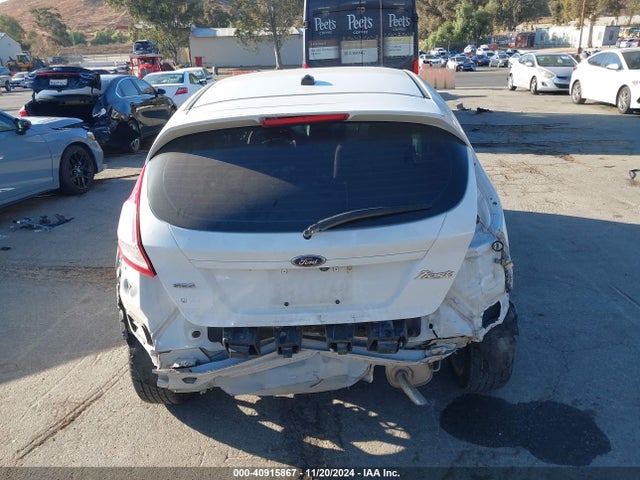 Ford FIESTA SE 2019 3FADP4EJ4KM133825 Image 17
