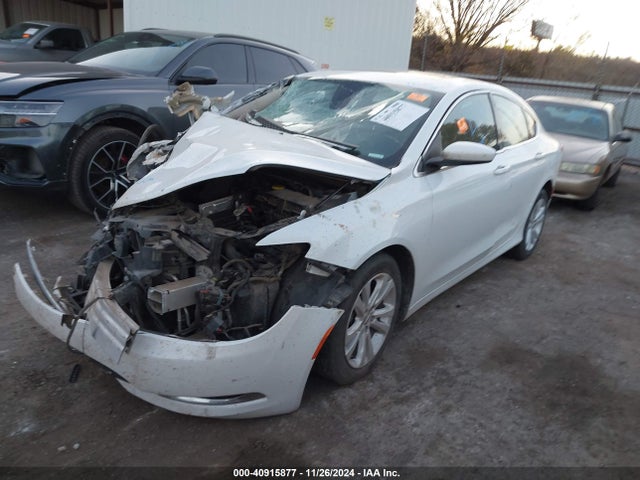 Chrysler 200 Limited 2016 1C3CCCABXGN174424 Image 2