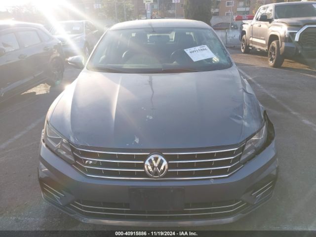 1VWDT7A38HC026458 Volkswagen Passat 1.8t R-line