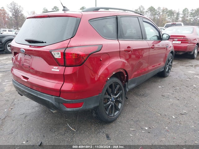 Ford ESCAPE SE 2019 1FMCU0GD9KUA38974 Image 4