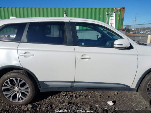 JA4AZ3A37HZ037309 Mitsubishi Outlander Se