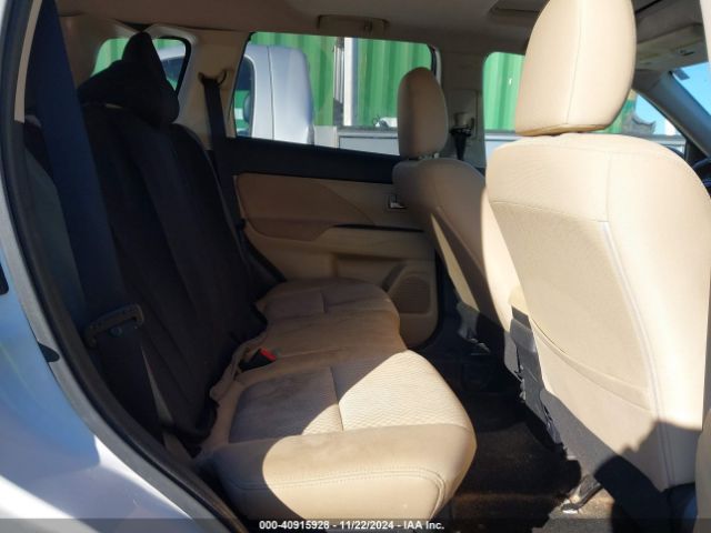 JA4AZ3A37HZ037309 Mitsubishi Outlander Se