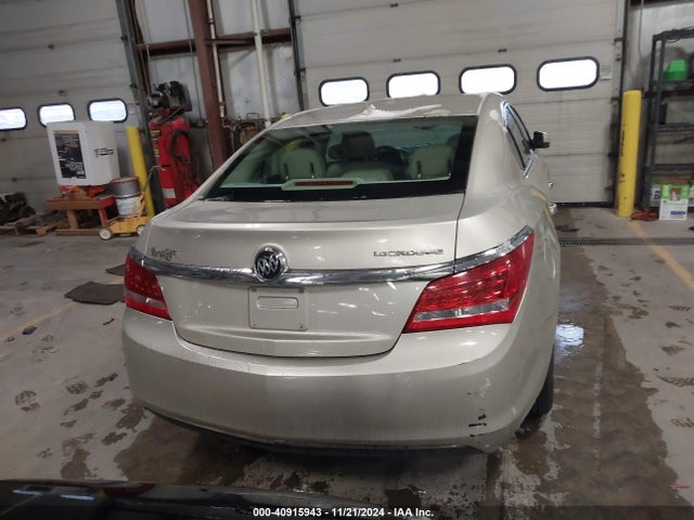 Buick Lacrosse 2014 1G4GA5GR4EF140453 Image 16
