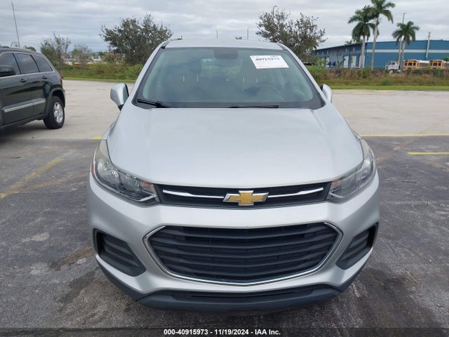 Chevrolet TRAX LS 2018 3GNCJKSB7JL367154 Image 6