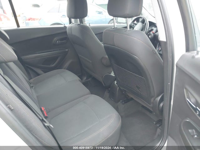 Chevrolet TRAX LS 2018 3GNCJKSB7JL367154 Image 8