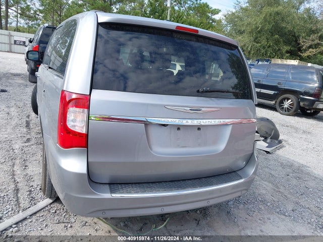 2C4RC1CG6GR239422 Chrysler Town & Country Touring-l Anniversary Edition