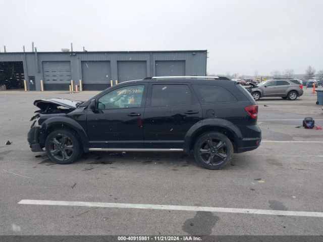 3C4PDCGG2JT378638 Dodge Journey Crossroad