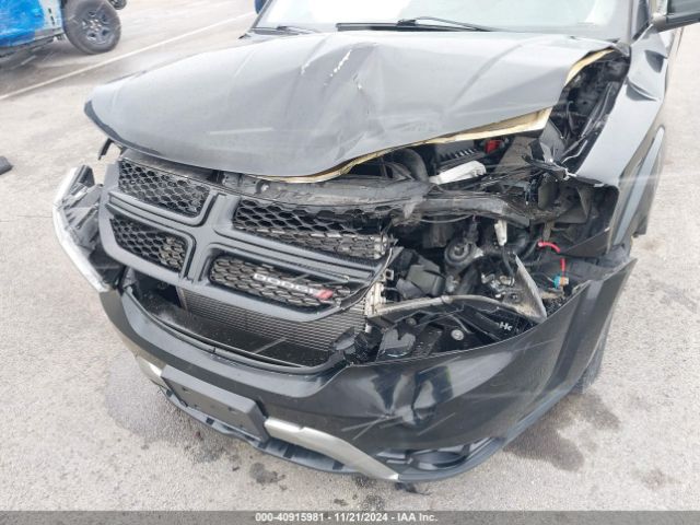 3C4PDCGG2JT378638 Dodge Journey Crossroad