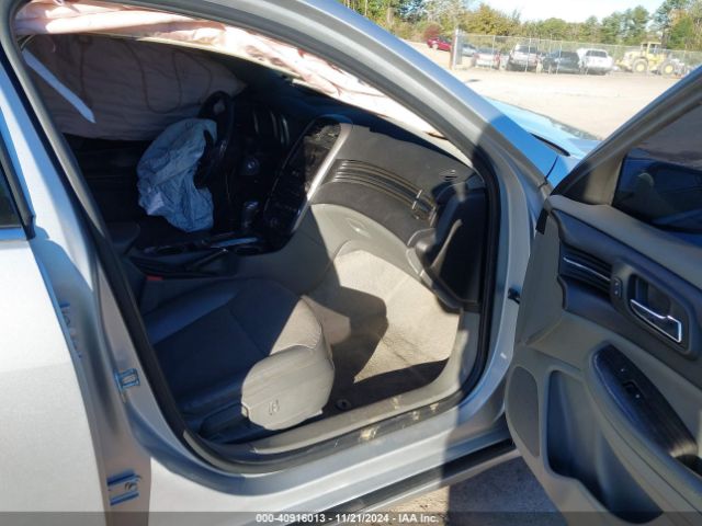 1G11E5SLXEF286673 Chevrolet MALIBU 2LT
