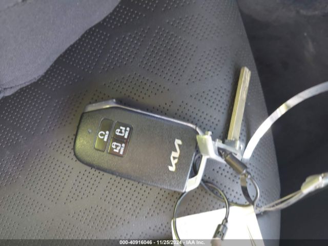 KNDNC5H33R6338477 KIA Carnival Mpv Ex