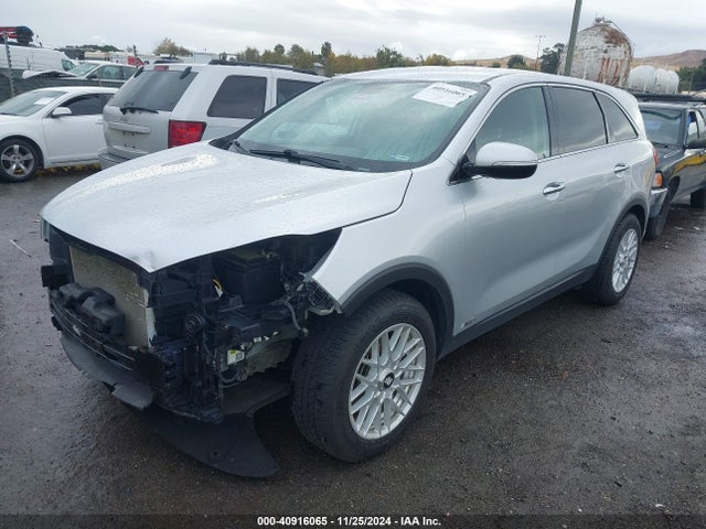 KIA Sorento 3.3l Lx 2019 5XYPGDA57KG570814 Image 2