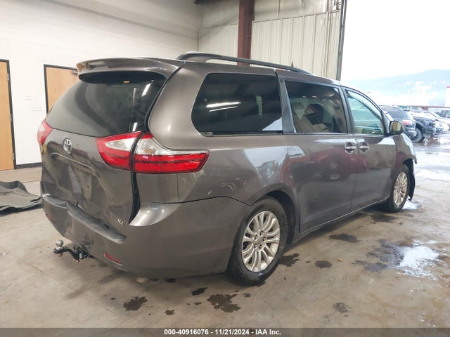 Toyota Sienna Xle 8 Passenger 2015 5TDYK3DC0FS630593 Image 4