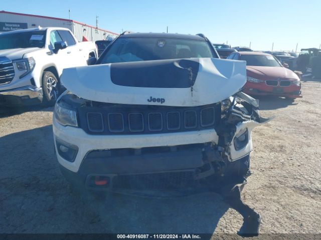 3C4NJDDB4KT748018 Jeep Compass Trailhawk 4x4