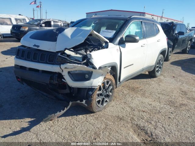 3C4NJDDB4KT748018 Jeep Compass Trailhawk 4x4
