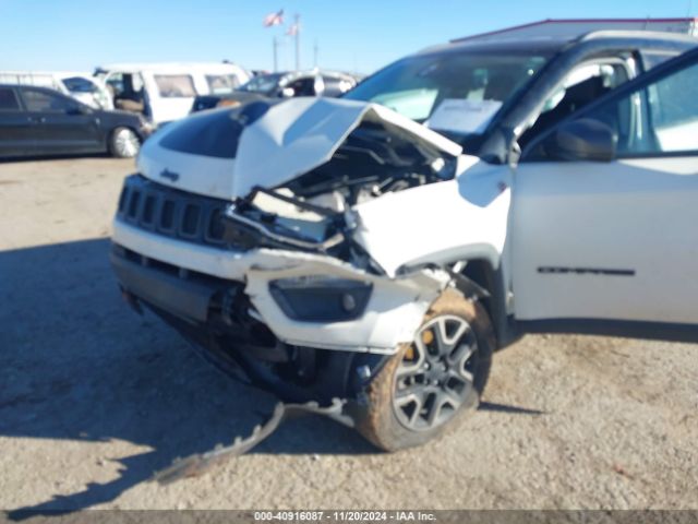 3C4NJDDB4KT748018 Jeep Compass Trailhawk 4x4