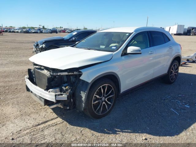 WDCTG4GB0FJ156799 Mercedes-Benz Gla 250 4matic