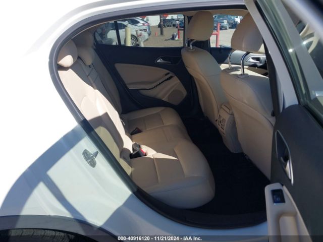 WDCTG4GB0FJ156799 Mercedes-Benz Gla 250 4matic