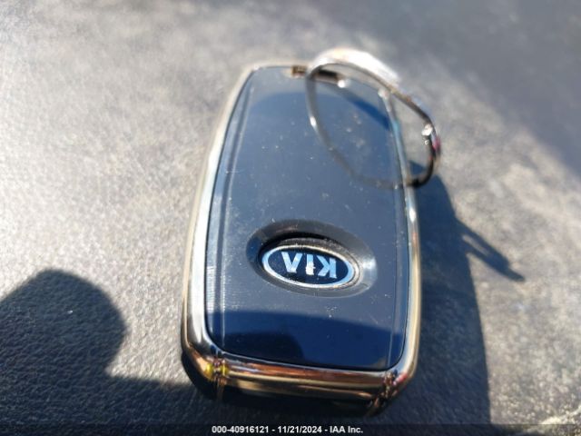 5XYPKDA5XGG173541 KIA Sorento 3.3l Sx