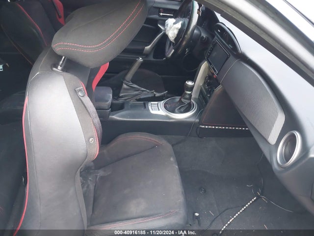 JF1ZNAA16G9709128 Scion FR-S