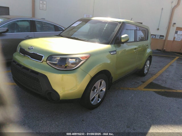 KIA Soul 2015 KNDJN2A2XF7811628 Image 2