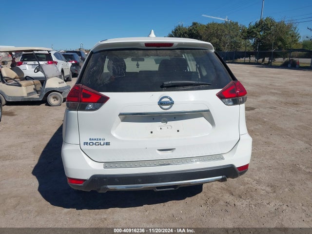 Nissan ROGUE S 2017 JN8AT2MT5HW141185 Image 16