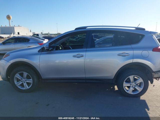 JTMRFREV2ED089360 Toyota Rav4 Xle