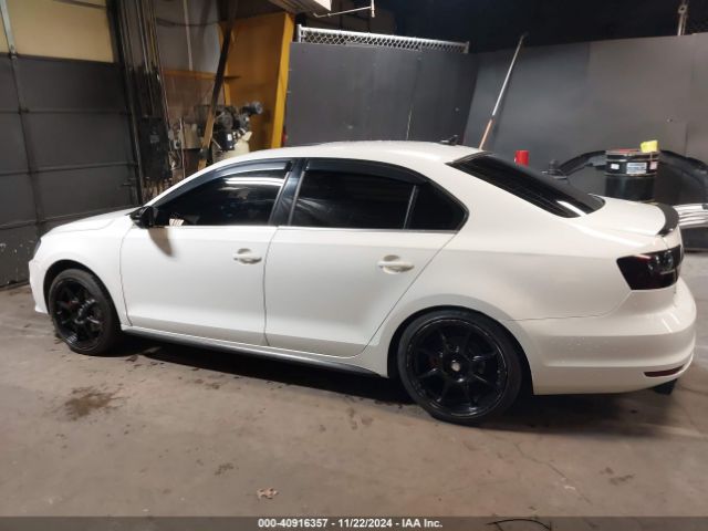 3VW4T7AJ5FM419084 Volkswagen Jetta 2.0t Gli Se