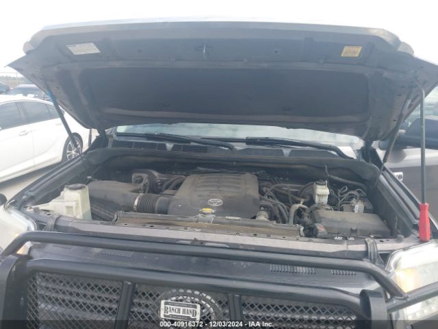 5TFDW5F11FX473791 Toyota Tundra Sr5 5.7l V8