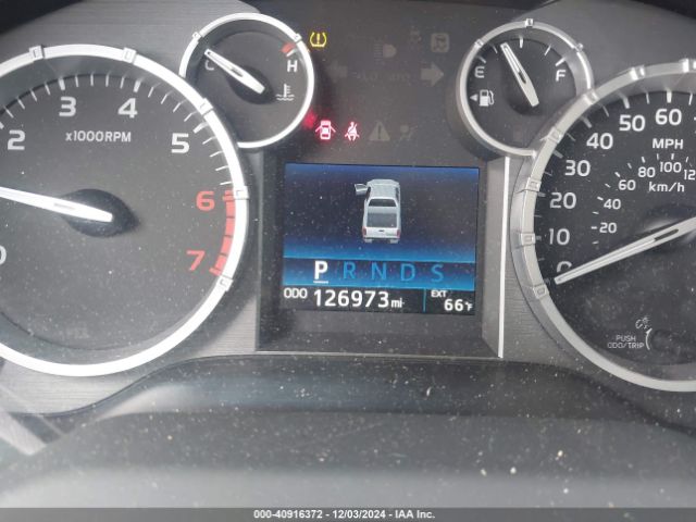 5TFDW5F11FX473791 Toyota Tundra Sr5 5.7l V8
