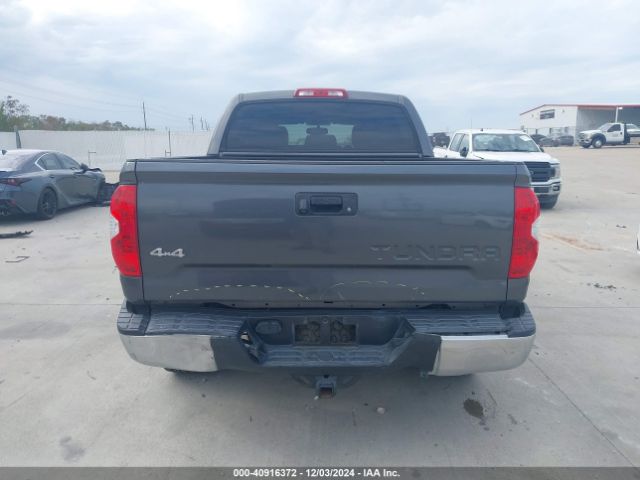 5TFDW5F11FX473791 Toyota Tundra Sr5 5.7l V8