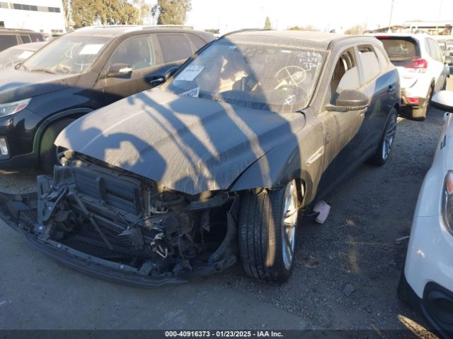 SADCJ2FX1JA292767 Jaguar F-pace 25t Premium