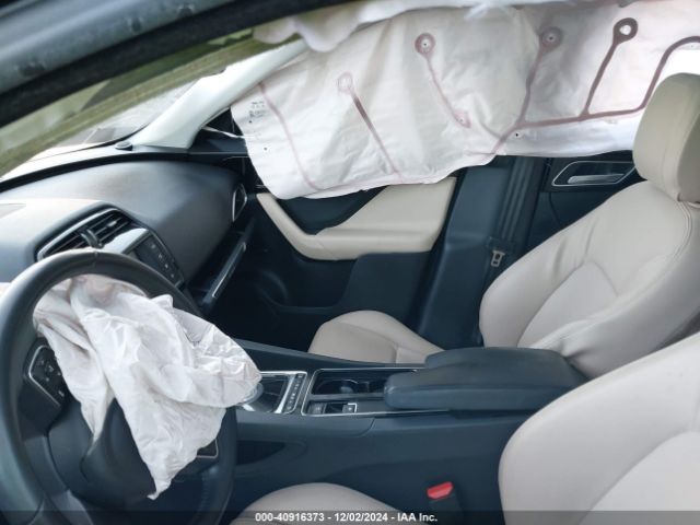 SADCJ2FX1JA292767 Jaguar F-pace 25t Premium
