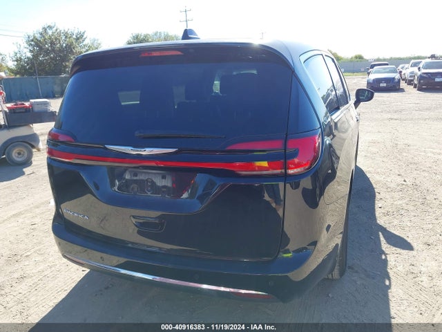 Chrysler Pacifica Touring L 2023 2C4RC1BG2PR625286 Image 17